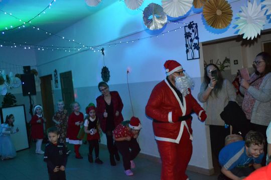Mikołajki w Centrum Społeczno - Kulturalnym w Gorzkowie [GALERIA ZDJĘĆ]