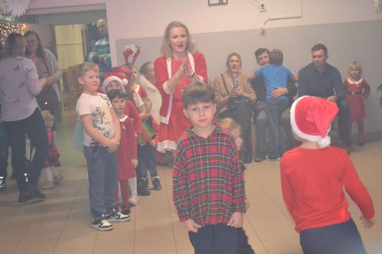 Mikołajki w Centrum Społeczno - Kulturalnym w Gorzkowie [GALERIA ZDJĘĆ]