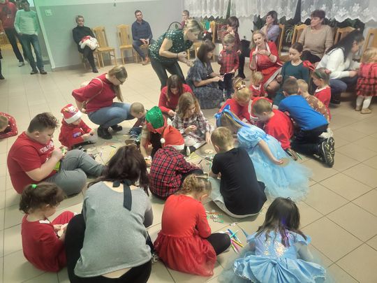 Mikołajki w Centrum Społeczno - Kulturalnym w Gorzkowie [GALERIA ZDJĘĆ]