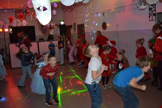 Mikołajki w Centrum Społeczno - Kulturalnym w Gorzkowie [GALERIA ZDJĘĆ]