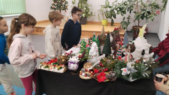 Gm. Ruda Huta. Kiermasz bożonarodzeniowy w Gminnym Ośrodku Kultury w Rudzie Hucie [GALERIA ZDJĘĆ]
