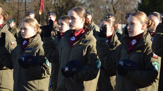 Święta 19 Dywizjonu Artylerii Samobieżnej oraz ślubowania klas Oddziału Przygotowania Wojskowego [GALERIA ZDJĘĆ]