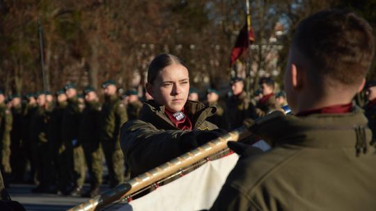 Święta 19 Dywizjonu Artylerii Samobieżnej oraz ślubowania klas Oddziału Przygotowania Wojskowego [GALERIA ZDJĘĆ]