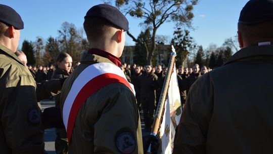 Święta 19 Dywizjonu Artylerii Samobieżnej oraz ślubowania klas Oddziału Przygotowania Wojskowego [GALERIA ZDJĘĆ]