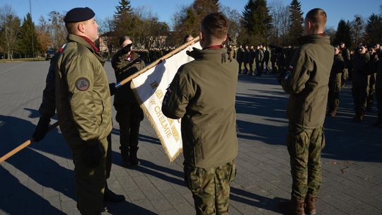 Święta 19 Dywizjonu Artylerii Samobieżnej oraz ślubowania klas Oddziału Przygotowania Wojskowego [GALERIA ZDJĘĆ]