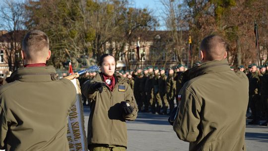 Święta 19 Dywizjonu Artylerii Samobieżnej oraz ślubowania klas Oddziału Przygotowania Wojskowego [GALERIA ZDJĘĆ]