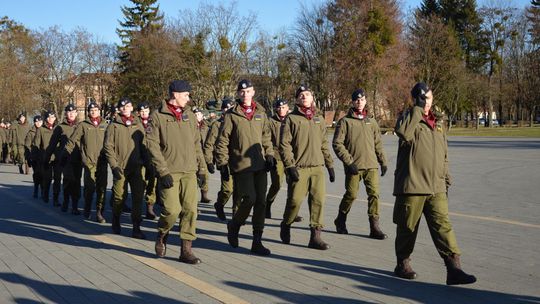 Święta 19 Dywizjonu Artylerii Samobieżnej oraz ślubowania klas Oddziału Przygotowania Wojskowego [GALERIA ZDJĘĆ]