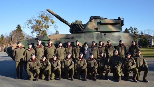Święta 19 Dywizjonu Artylerii Samobieżnej oraz ślubowania klas Oddziału Przygotowania Wojskowego [GALERIA ZDJĘĆ]