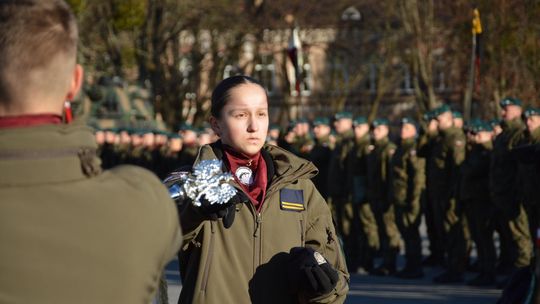Święta 19 Dywizjonu Artylerii Samobieżnej oraz ślubowania klas Oddziału Przygotowania Wojskowego [GALERIA ZDJĘĆ]
