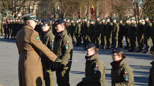 Święta 19 Dywizjonu Artylerii Samobieżnej oraz ślubowania klas Oddziału Przygotowania Wojskowego [GALERIA ZDJĘĆ]