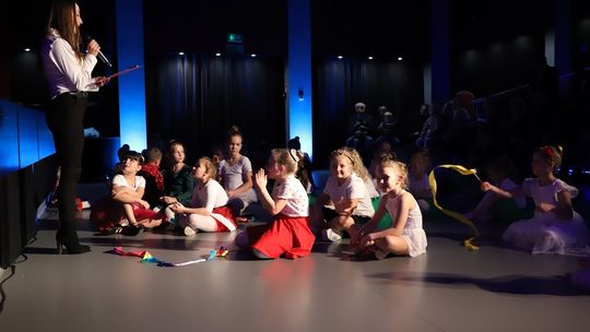 Tak cudnie tańczą w Hańsku. Taneczne mikołajki [GALERIA ZDJĘĆ]