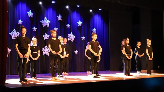 Tak cudnie tańczą w Hańsku. Taneczne mikołajki [GALERIA ZDJĘĆ]