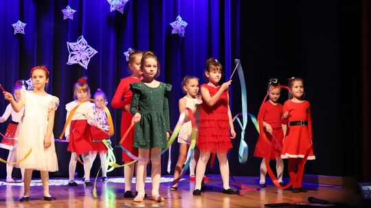 Tak cudnie tańczą w Hańsku. Taneczne mikołajki [GALERIA ZDJĘĆ]