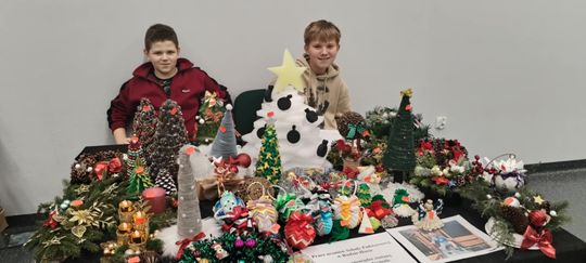 Gm. Ruda Huta. Kiermasz bożonarodzeniowy w Gminnym Ośrodku Kultury w Rudzie Hucie [GALERIA ZDJĘĆ]