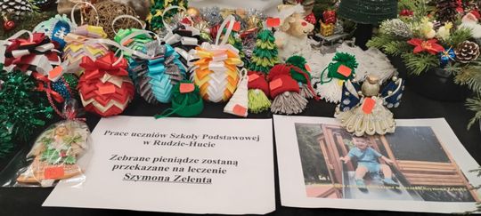 Gm. Ruda Huta. Kiermasz bożonarodzeniowy w Gminnym Ośrodku Kultury w Rudzie Hucie [GALERIA ZDJĘĆ]