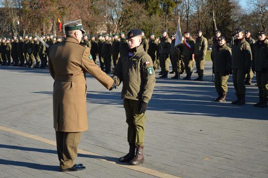 Święta 19 Dywizjonu Artylerii Samobieżnej oraz ślubowania klas Oddziału Przygotowania Wojskowego [GALERIA ZDJĘĆ]