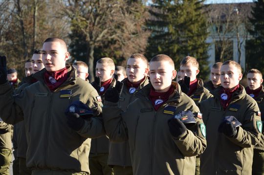 Święta 19 Dywizjonu Artylerii Samobieżnej oraz ślubowania klas Oddziału Przygotowania Wojskowego [GALERIA ZDJĘĆ]