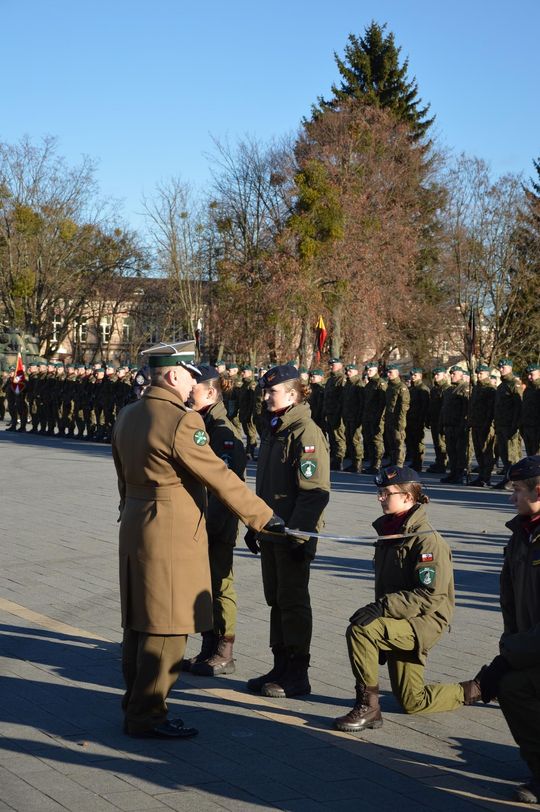 Święta 19 Dywizjonu Artylerii Samobieżnej oraz ślubowania klas Oddziału Przygotowania Wojskowego [GALERIA ZDJĘĆ]