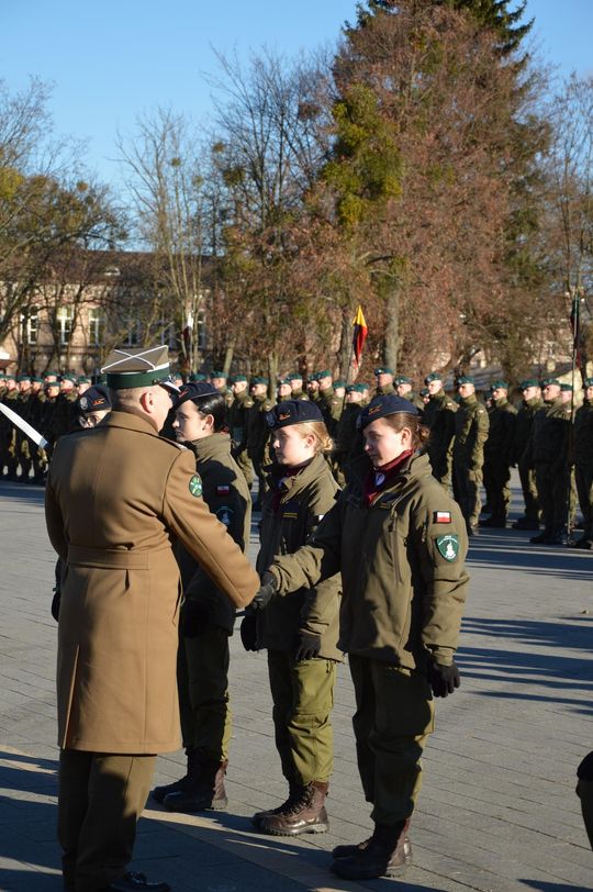 Święta 19 Dywizjonu Artylerii Samobieżnej oraz ślubowania klas Oddziału Przygotowania Wojskowego [GALERIA ZDJĘĆ]
