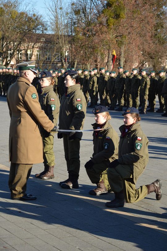 Święta 19 Dywizjonu Artylerii Samobieżnej oraz ślubowania klas Oddziału Przygotowania Wojskowego [GALERIA ZDJĘĆ]