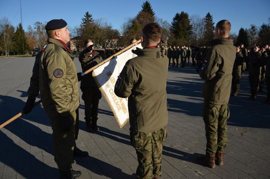 Święta 19 Dywizjonu Artylerii Samobieżnej oraz ślubowania klas Oddziału Przygotowania Wojskowego [GALERIA ZDJĘĆ]