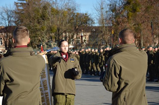Święta 19 Dywizjonu Artylerii Samobieżnej oraz ślubowania klas Oddziału Przygotowania Wojskowego [GALERIA ZDJĘĆ]
