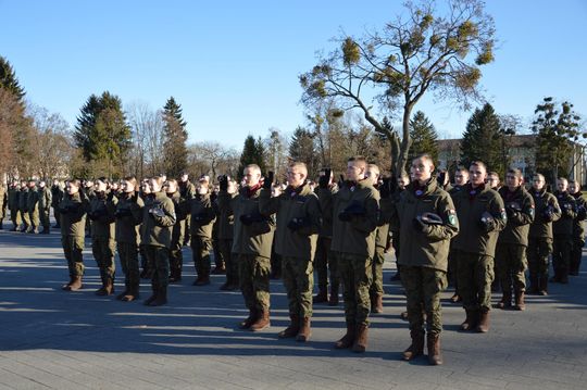 Święta 19 Dywizjonu Artylerii Samobieżnej oraz ślubowania klas Oddziału Przygotowania Wojskowego [GALERIA ZDJĘĆ]