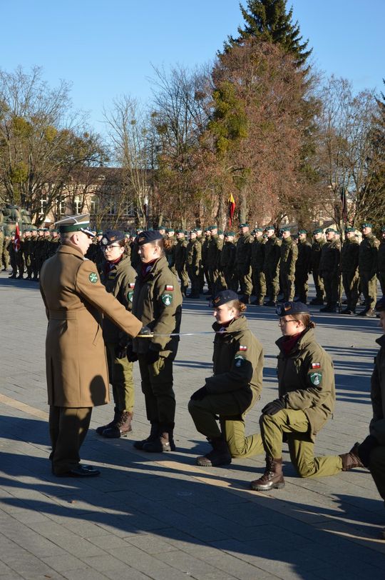 Święta 19 Dywizjonu Artylerii Samobieżnej oraz ślubowania klas Oddziału Przygotowania Wojskowego [GALERIA ZDJĘĆ]