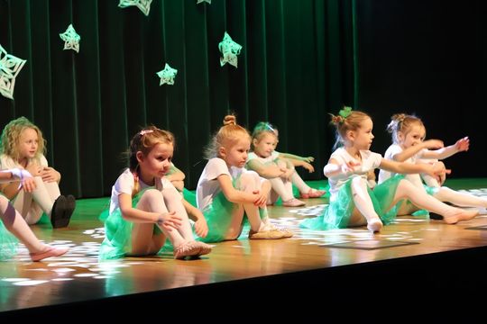 Tak cudnie tańczą w Hańsku. Taneczne mikołajki [GALERIA ZDJĘĆ]