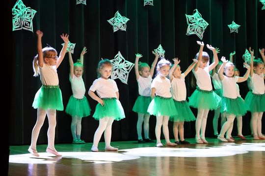 Tak cudnie tańczą w Hańsku. Taneczne mikołajki [GALERIA ZDJĘĆ]