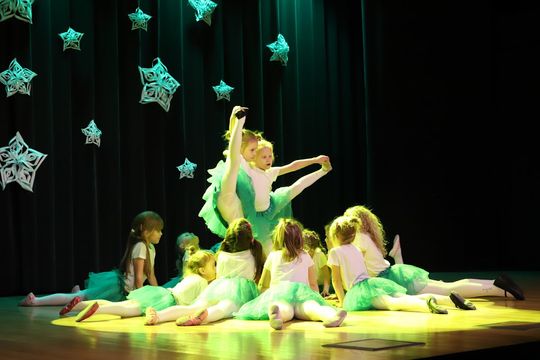 Tak cudnie tańczą w Hańsku. Taneczne mikołajki [GALERIA ZDJĘĆ]