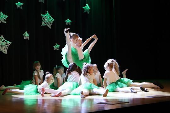 Tak cudnie tańczą w Hańsku. Taneczne mikołajki [GALERIA ZDJĘĆ]