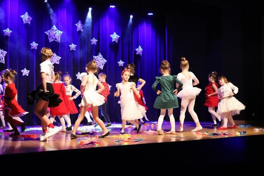 Tak cudnie tańczą w Hańsku. Taneczne mikołajki [GALERIA ZDJĘĆ]