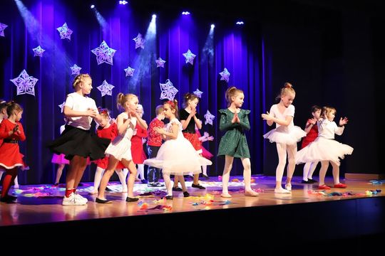 Tak cudnie tańczą w Hańsku. Taneczne mikołajki [GALERIA ZDJĘĆ]