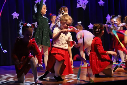 Tak cudnie tańczą w Hańsku. Taneczne mikołajki [GALERIA ZDJĘĆ]