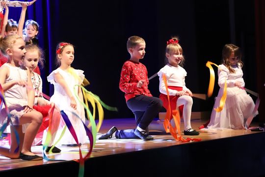 Tak cudnie tańczą w Hańsku. Taneczne mikołajki [GALERIA ZDJĘĆ]