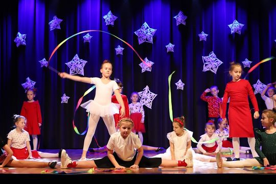 Tak cudnie tańczą w Hańsku. Taneczne mikołajki [GALERIA ZDJĘĆ]