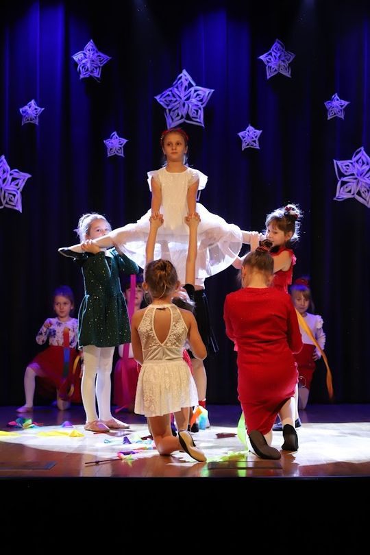 Tak cudnie tańczą w Hańsku. Taneczne mikołajki [GALERIA ZDJĘĆ]