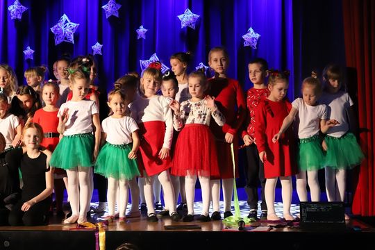 Tak cudnie tańczą w Hańsku. Taneczne mikołajki [GALERIA ZDJĘĆ]