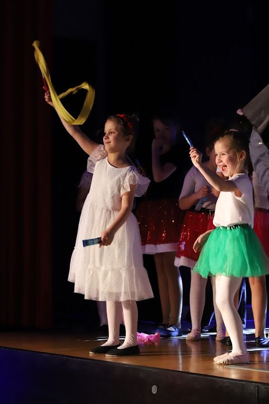 Tak cudnie tańczą w Hańsku. Taneczne mikołajki [GALERIA ZDJĘĆ]