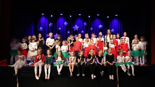 Tak cudnie tańczą w Hańsku. Taneczne mikołajki [GALERIA ZDJĘĆ]