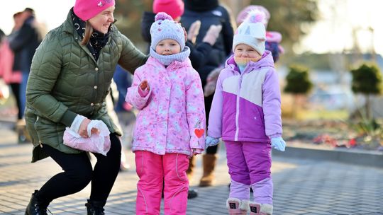 Gm. Wierzbica. Wspólne ubieranie choinki [GALERIA ZDJĘĆ]