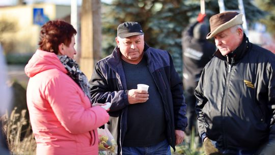 Gm. Wierzbica. Wspólne ubieranie choinki [GALERIA ZDJĘĆ]