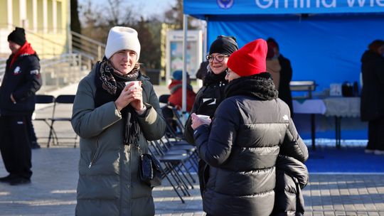 Gm. Wierzbica. Wspólne ubieranie choinki [GALERIA ZDJĘĆ]