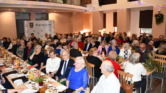 Krasnystaw. Spotkanie opłatkowe Klubu Seniora „Biesiada” [GALERIA ZDJĘĆ]