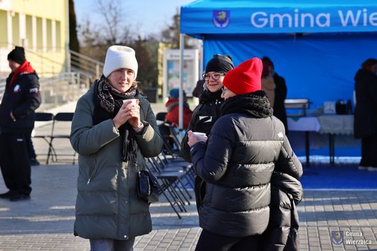 Gm. Wierzbica. Wspólne ubieranie choinki [GALERIA ZDJĘĆ]