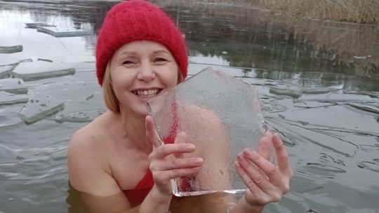 Kolejne udane morsowanie. Krasnostawskie Karpie pływały w Zalewie Tuligłowy [GALERIA ZDJĘĆ]