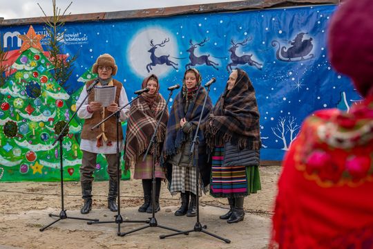 Jarmark Bożonarodzeniowy w Muzeum - Zespole Synagogalnym we Włodawie [GALERIA ZDJĘĆ]