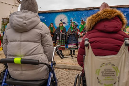 Jarmark Bożonarodzeniowy w Muzeum - Zespole Synagogalnym we Włodawie [GALERIA ZDJĘĆ]