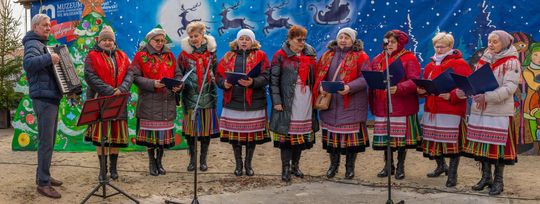 Jarmark Bożonarodzeniowy w Muzeum - Zespole Synagogalnym we Włodawie [GALERIA ZDJĘĆ]